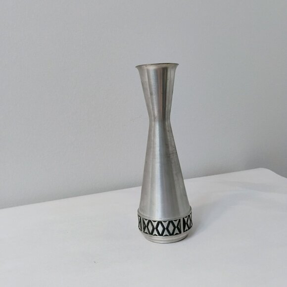 Vintage Selandia Pewter Norway Vase, Mid-Century Modern Metal Geometric Design - Picture 3 of 6
